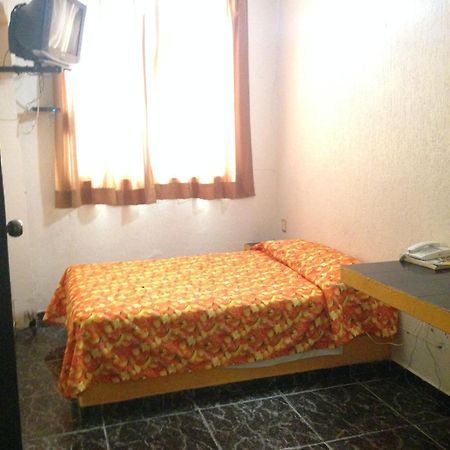 Hotel Moreno Coatzacoalcos Δωμάτιο φωτογραφία